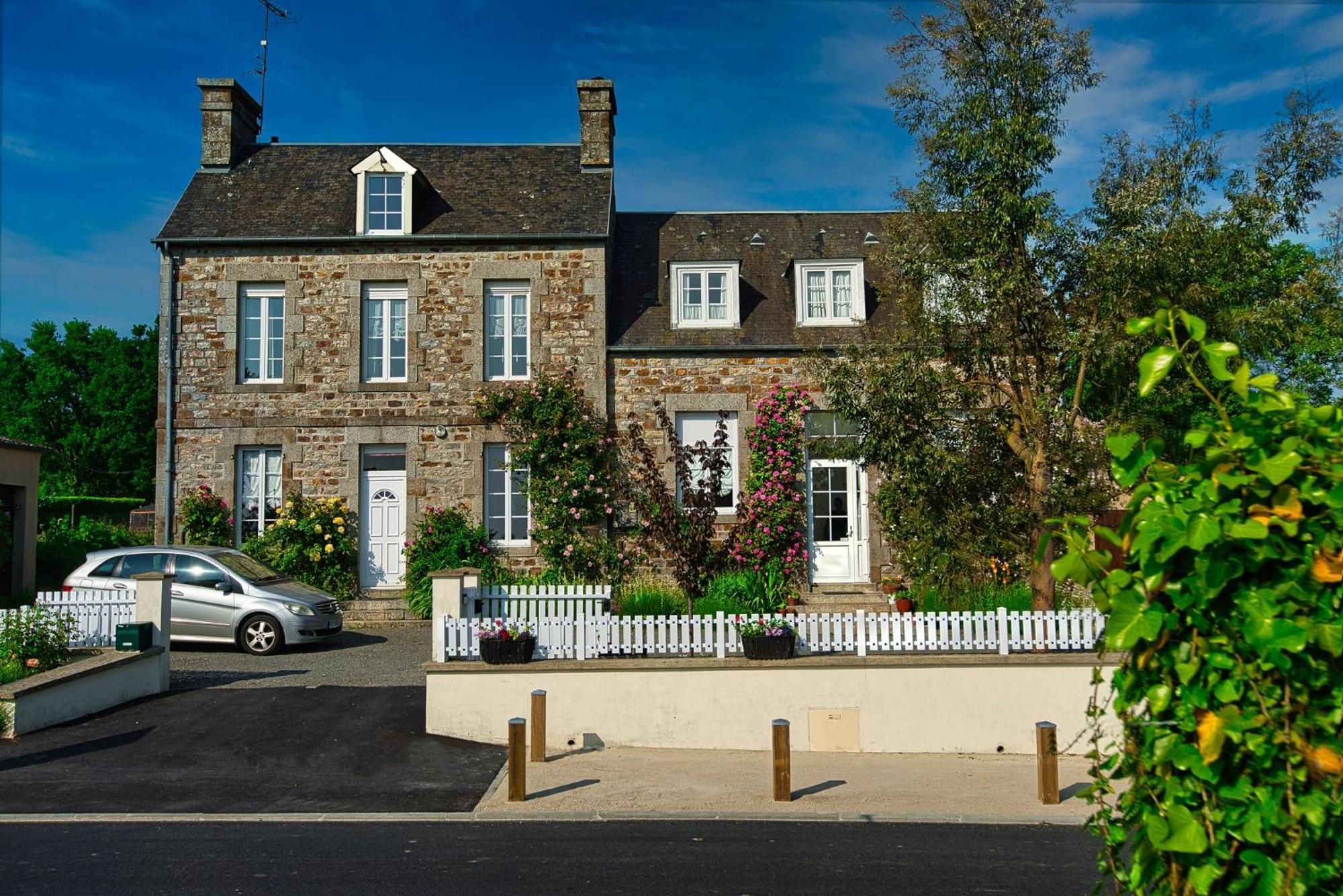 Maison Voie Verte Bed & Breakfast Bion Exterior photo