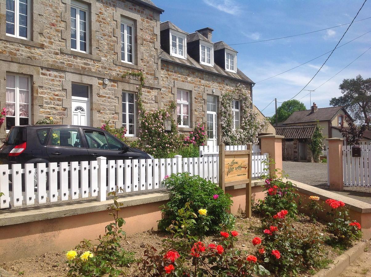 Maison Voie Verte Bed & Breakfast Bion Exterior photo